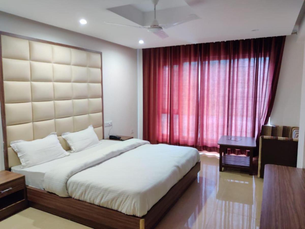 Hotel Savoy Residency Masuri Exterior foto